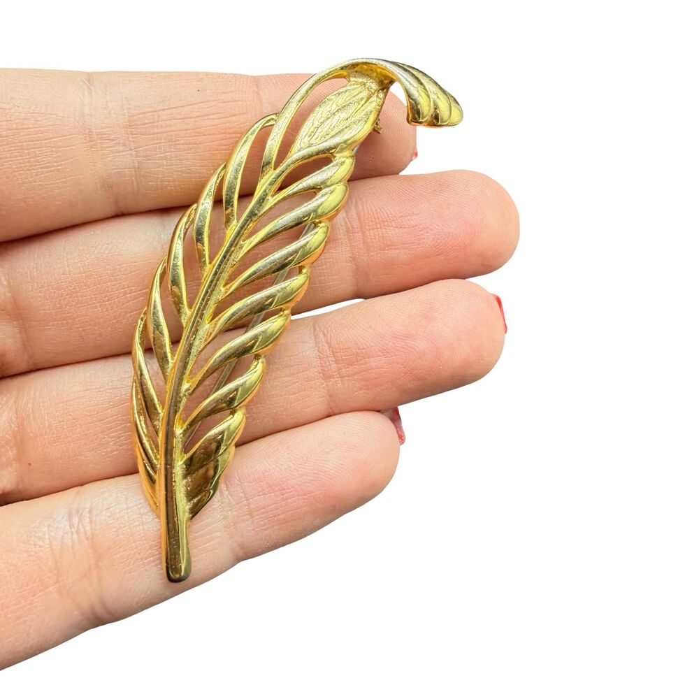Vintage Jewelry Gold Tone Feather Brooch Pin